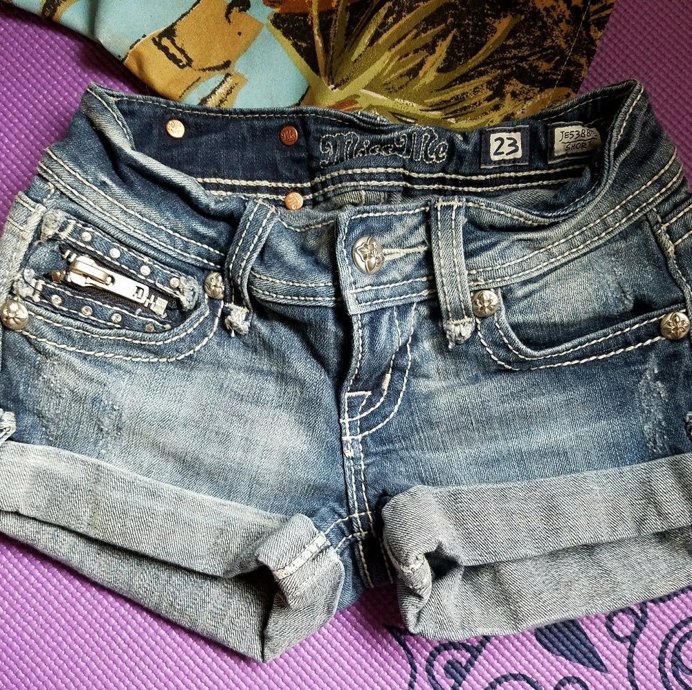 MISS ME shorts - Picture 2 of 7